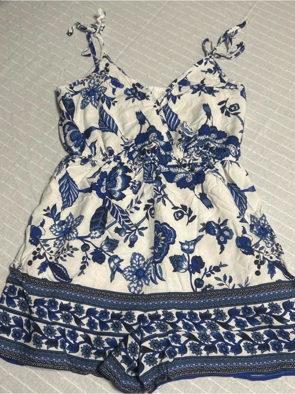 Women’s Bluee & White Floral Sundress Romper